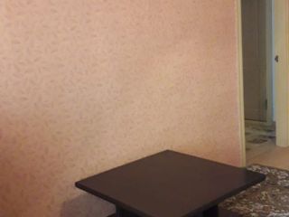 Сдается двухкомнатная квартира автоматические ворота свежий ремонт фото 2 Астрахань