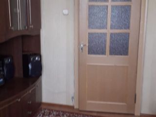 Сдается двухкомнатная квартира автоматические ворота свежий ремонт фото 3 Астрахань