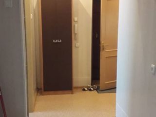 Сдается двухкомнатная квартира автоматические ворота свежий ремонт фото 4 Астрахань