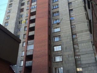 Продаю четырехкомнатную квартиру в центре города фото 2 Новосибирск