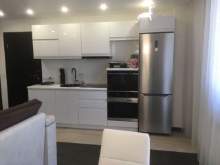 Продаю трехкомнатную квартиру с мебелью кирпичный фото 9 Красноярск