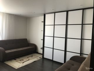 Продаю трехкомнатную квартиру с мебелью кирпичный фото 12 Красноярск