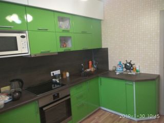 Продаю двушку установлены натяжные потолки свежий ремонт фото 5 Красноярск