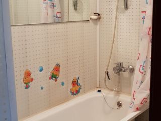 Продам комнату пластиковые окна свежий ремонт фото 4 Ярославль