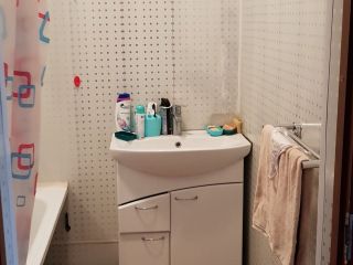 Продам комнату пластиковые окна свежий ремонт фото 6 Ярославль