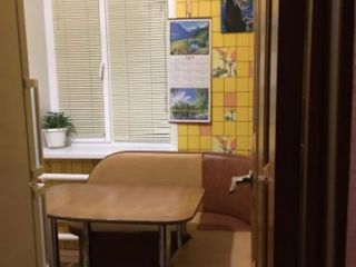 Продам двухкомнатную квартиру установлены пластиковые окна установлены натяжные потолки фото 13 Балаково