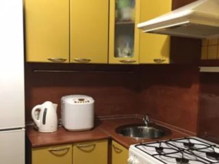 Продам двухкомнатную квартиру установлены пластиковые окна установлены натяжные потолки фото 15 Балаково