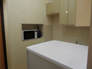 Продам 1 комнатную квартиру установлены натяжные потолки свежий ремонт фото 2 Томск