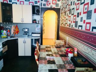 Продаю 3 комнатную квартиру новая сантехника установлены натяжные потолки фото 3 Томск