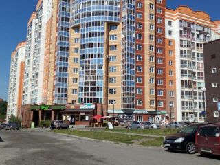 Продаю 3 комнатную квартиру новая сантехника установлены натяжные потолки фото 15 Томск