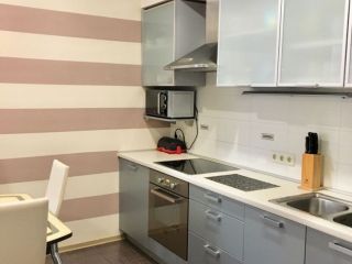 Продается однокомнатная квартира свежий ремонт ухоженный подъезд фото 3 Пермь