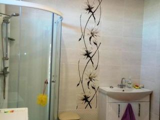 Продаю кирпичный коттедж имеется баня с газовым отоплением фото 2 Заводоуковск