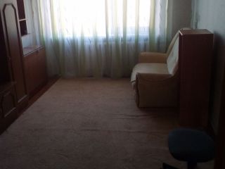 Продаю двушку документы на руках установлены пластиковые окна фото Севастополь