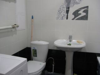 Сдам однушку евроремонт посуточно фото 5 Киров