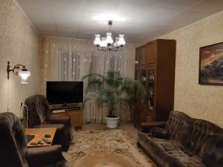 Продается 3 комн. квартира чистый подъезд с мебелью фото 8 Псков