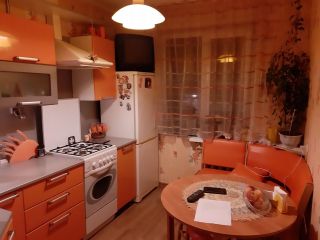 Продается 3 комн. квартира чистый подъезд с мебелью фото 9 Псков