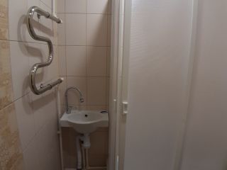 Продаю трешку свежий ремонт фото 2 Псков