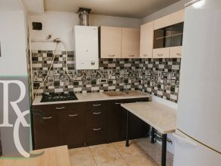 Продается 1 комн. квартира с мебелью хорошее состояние фото 2 Севастополь