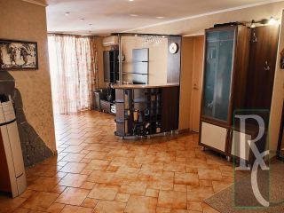 Продается 3 комн. квартира свежий ремонт фото 3 Севастополь