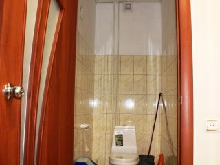 Продам блочный дом асфальтная дорога установлены пластиковые окна фото 16