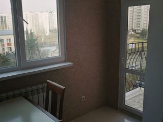 Сдам 1 комнатную квартиру свежий ремонт фото 2 Севастополь