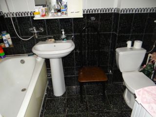 Продам 4 комнатную квартиру хорошее состояние отдельный вход фото 18 Астрахань