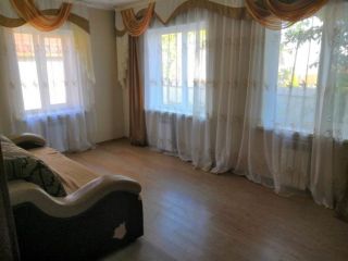 Продаю деревянный дом есть баня асфальтная дорога фото 5 Барнаул