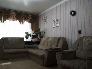 Продаю трехкомнатную квартиру свежий ремонт фото Барнаул