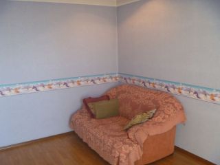 Продаю четырехкомнатную квартиру с мебелью установлены пластиковые окна фото 6 Барнаул