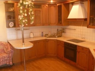 Продаю четырехкомнатную квартиру с мебелью установлены пластиковые окна фото 11 Барнаул