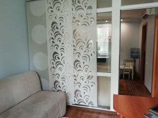 Продается двухкомнатная квартира свежий ремонт с мебелью фото 7 Барнаул