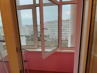 Продаю четырехкомнатную квартиру установлены натяжные потолки красивый фото 6 Севастополь