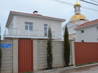 Продается кирпичный дом документы на руках автоматические ворота фото Севастополь