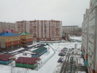 Продам трехкомнатную квартиру косметический ремонт хорошее состояние с мебелью фото 2 Новочебоксарск