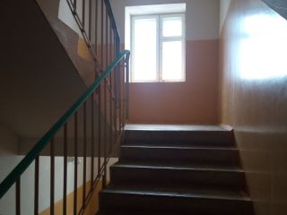 Продам трехкомнатную квартиру косметический ремонт хорошее состояние с мебелью фото 3 Новочебоксарск