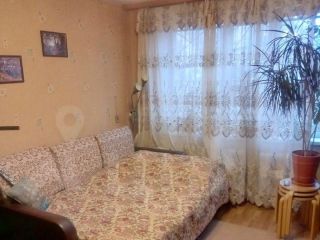 Продаю однушку свежий ремонт установлены натяжные потолки фото 2 Нижний Новгород