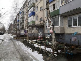Продаю трехкомнатную квартиру установлены натяжные потолки с коммуникациями фото 14 Архангельск