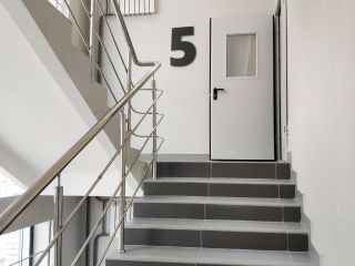 Продается двухкомнатная квартира на первой линии видеонаблюдение фото 14 Архангельск