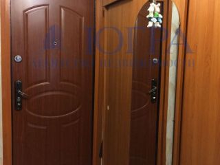 Продаю комнату свежий ремонт установлены пластиковые окна фото 3 Нижневартовск