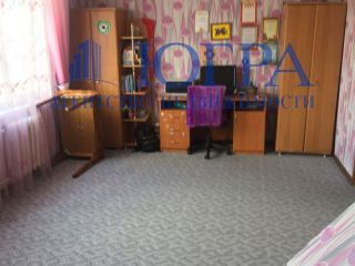 Продаю деревянный дом установлены натяжные потолки имеется баня фото 5 Нижневартовск