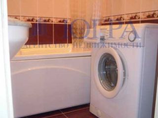 Продается 2 комн. квартира хорошее состояние установлены пластиковые окна фото 3 Нижневартовск