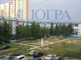 Продаю 4 комнатную квартиру есть документы с мебелью фото 9 Нижневартовск