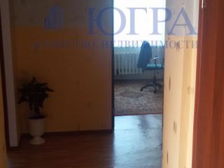 Продаю трехкомнатную квартиру пластиковые окна фото 2 Нижневартовск