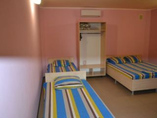 Сдаю студию с индивидуальным отоплением ремонт по авторскому проекту фото 3 Алушта