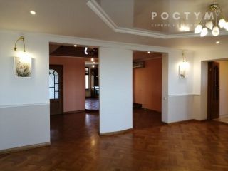 Продам четырехкомнатную квартиру с мебелью установлены натяжные потолки фото Пенза