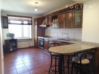 Продам четырехкомнатную квартиру с мебелью установлены натяжные потолки фото 2 Пенза