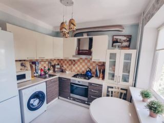 Продаю трешку новая сантехника с мебелью фото Ростов-на-Дону