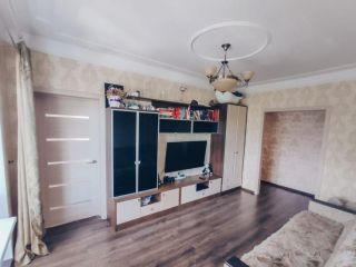 Продаю трешку новая сантехника с мебелью фото 2 Ростов-на-Дону