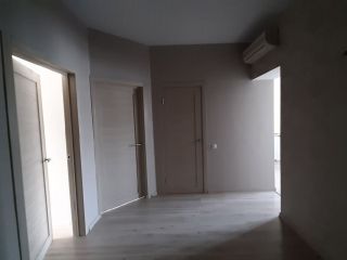 Продам двушку свежий ремонт новая сантехника фото 16 Таганрог