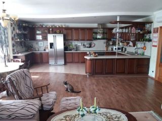 Продаю кирпичный дом с мебелью с плодоносящим садом фото 9 Новороссийск